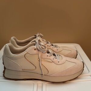 Women's Cream Sneakers